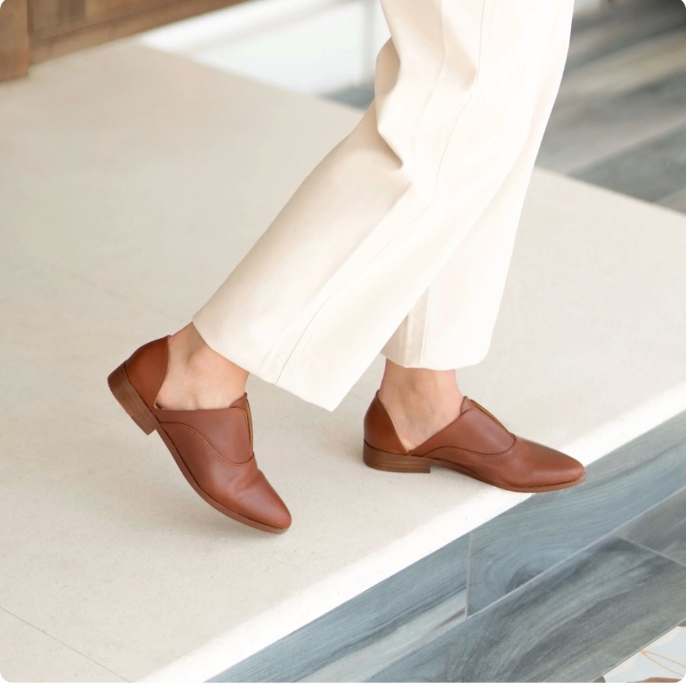Nisolo Elegant Brown Women's Loafers